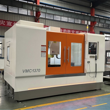 Автоматичний вертикальний обробний центр VMC 1370-2